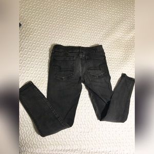 6 SHORT: American Eagle Skinny Jeans